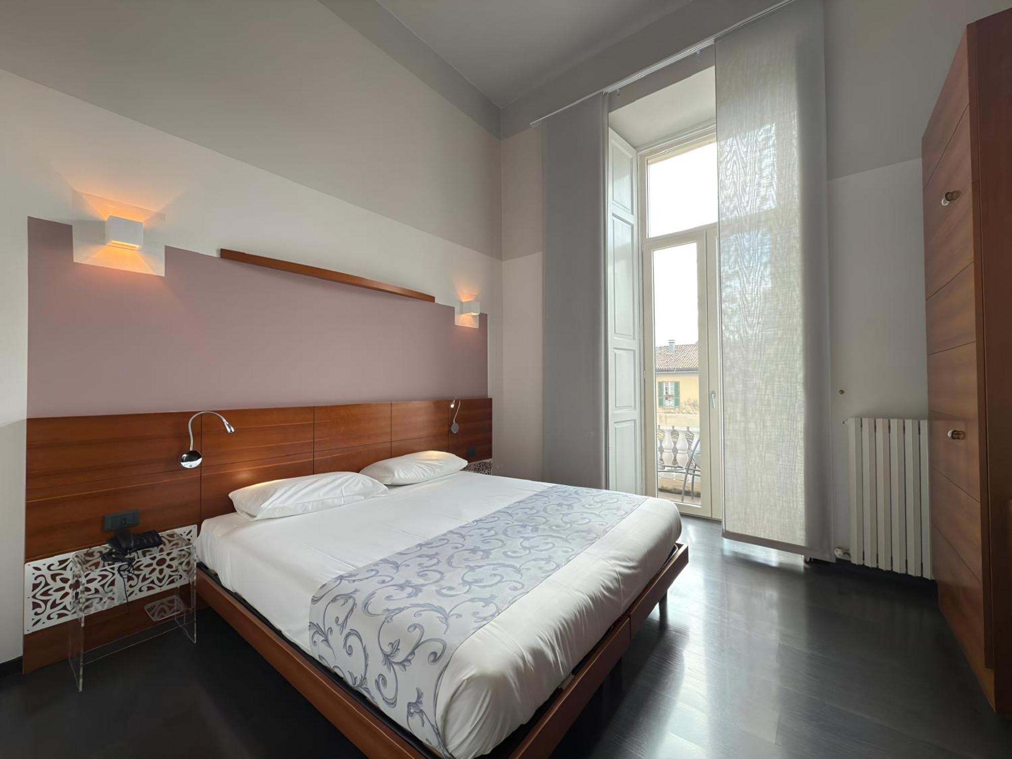 Hotel Europa 바레세 외부 사진